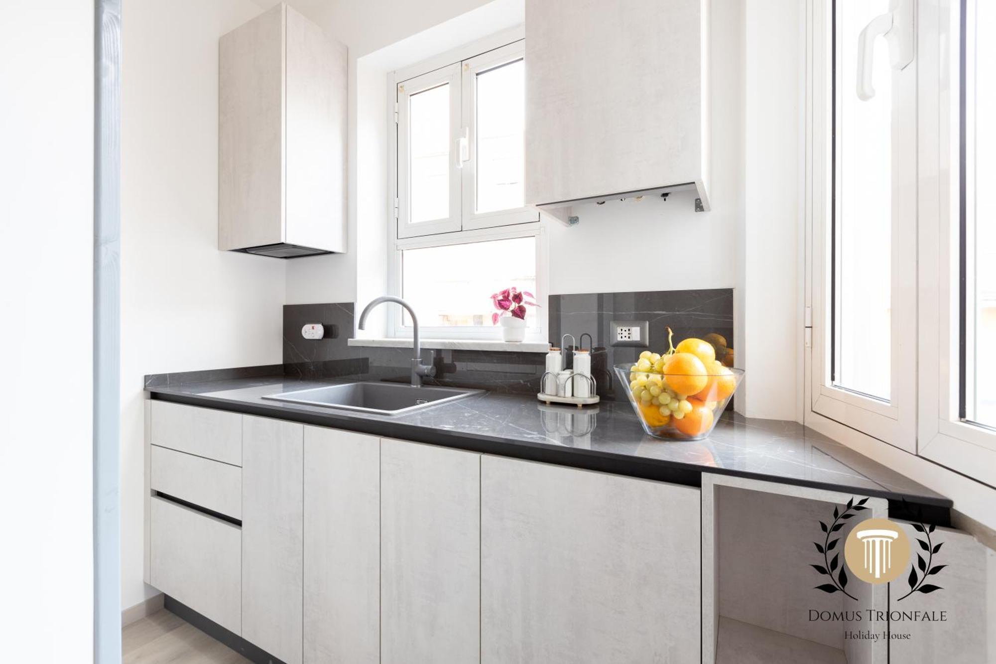 Domus Trionfale - 8 Min Walk To Vatican, 500mt To Metro A, A-c Apartment Rome