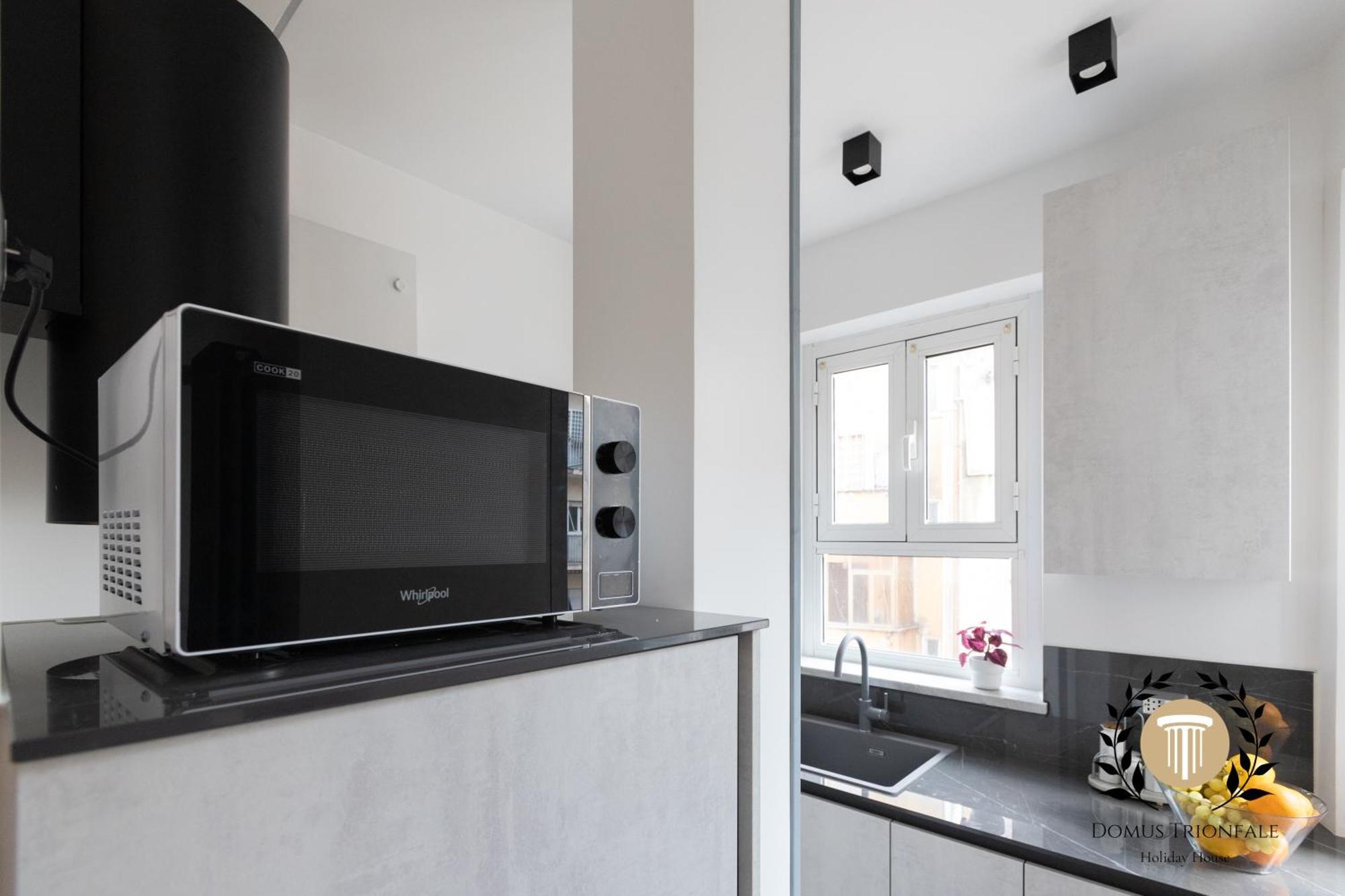 Domus Trionfale - 8 Min Walk To Vatican, 500mt To Metro A, A-c Apartment Rome